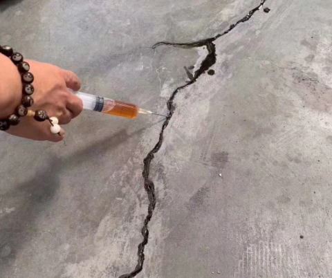 大兴混凝土裂缝修补技术详解​
